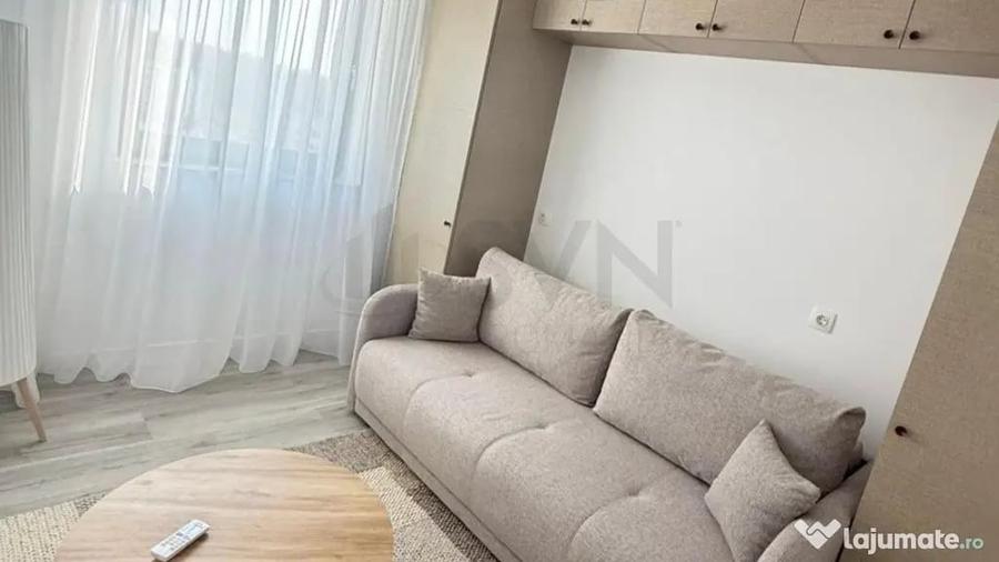 Apartament cu 3 camere decomandat în Băneasa