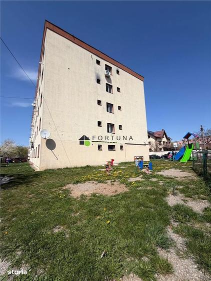 Garsonieră în Est