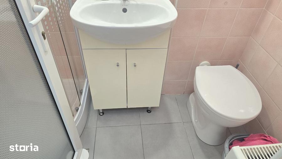 Garsonieră decomandată în Micro 15