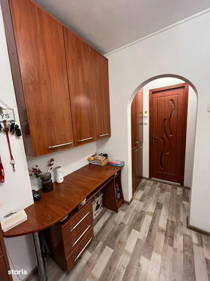 Apartament 2 camere decomandat, etaj 2/4, direct proprietar - 11