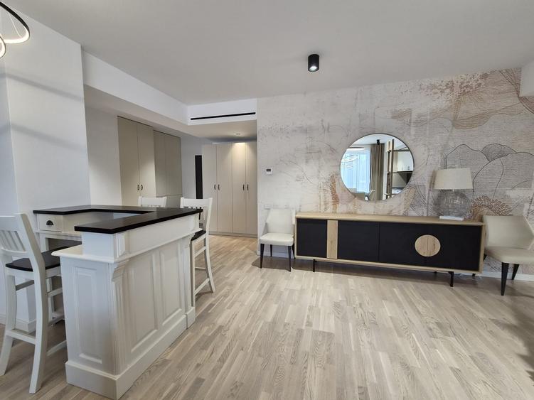 Apartament cu 4 camere decomandat în Iancu Nicolae