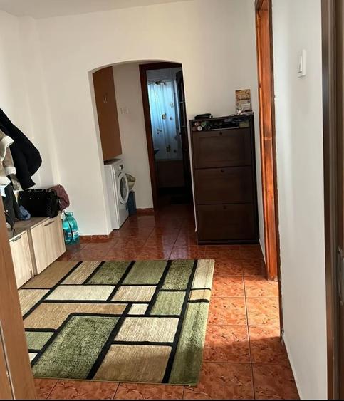 Apartament cu 2 camere decomandat în Exterior Vest