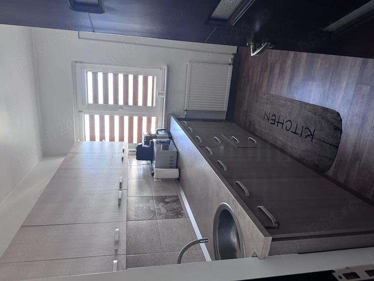 Apartament cu 3 camere nedecomandat în Nord