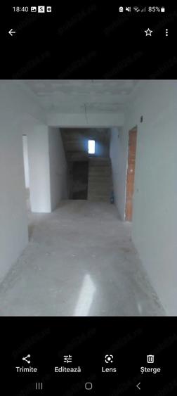Casă cu Teren 1093 Mp în Central