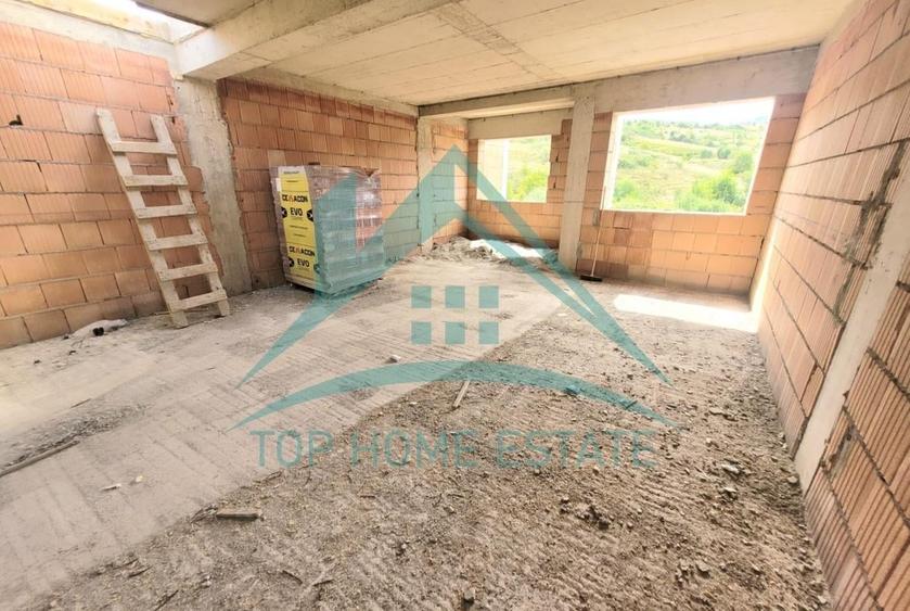 Duplex cu 5 camere cu Teren 480 Mp în Dezmir