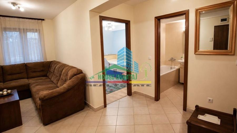 Apartament cu 3 camere decomandat în Ultracentral