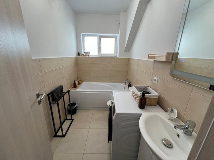 INCHIRIEZ apartament 2 camere decomandat,renovat,zona Selimbar - 9