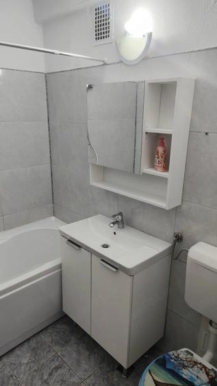 Apartament cu 3 camere decomandat în Ultracentral