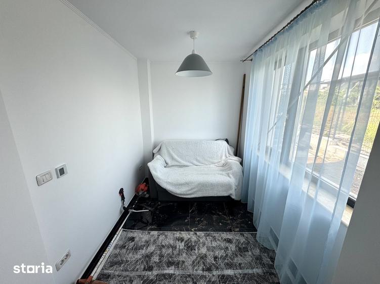 Casă cu 5 camere cu Teren 515 Mp în Rediu
