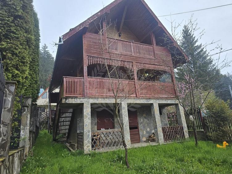 Casă individuală cu 4 camere cu Canalizare în Central