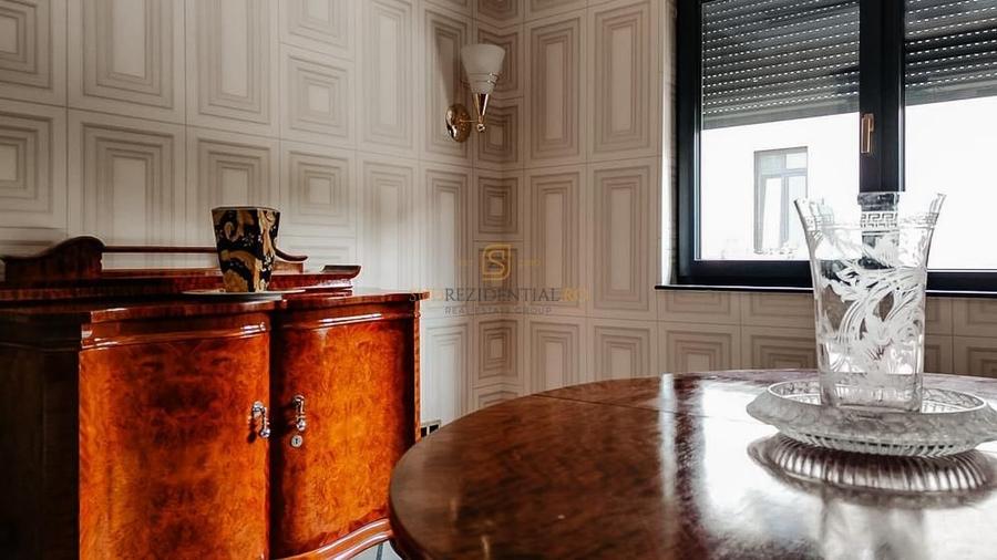 Apartament cu 7 camere decomandat, mobilat în Parcul Carol