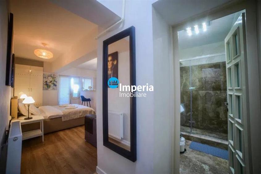 Garsonieră decomandată în Podul de Fier
