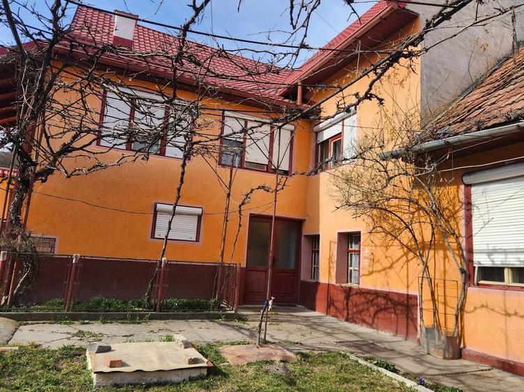 Casă cu 4 camere în Ungra