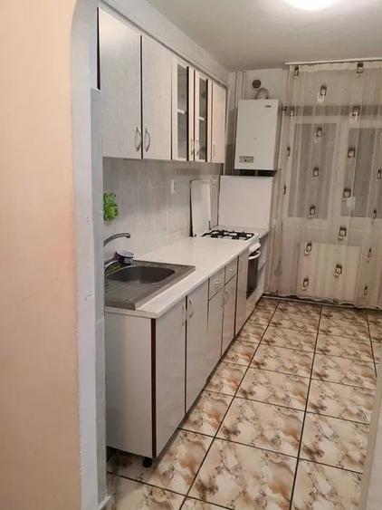 Apartament cu 2 camere decomandat, mobilat în Zorilor