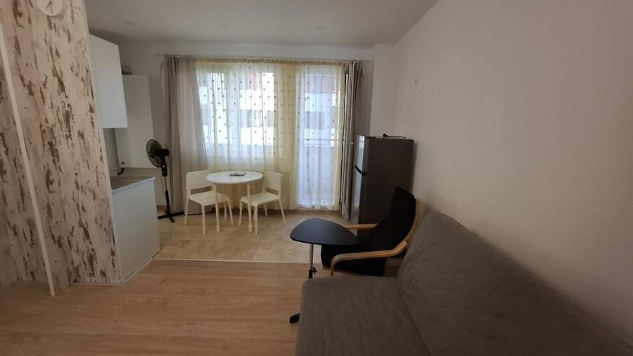 Garsonieră semidecomandată în Vest