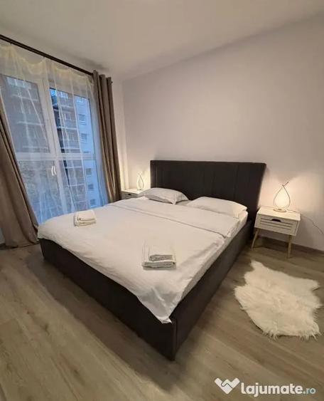 Apartament cu 2 camere decomandat în Avantgarden