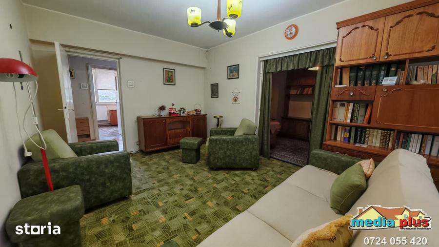 Apartament cu 4 camere semidecomandat în Mazepa 1