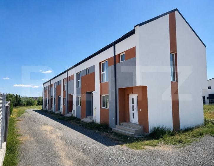 Apartament cu 3 camere decomandat în Sud