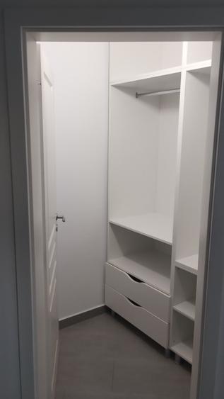 Apartament cu 2 camere decomandat în Valea Adâncă