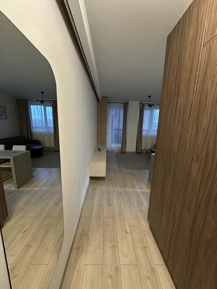 Apartament cu 2 camere semidecomandat în Chinteni