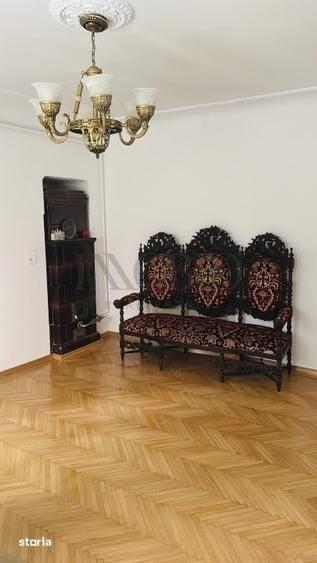 Apartament cu 5 camere în Floreasca