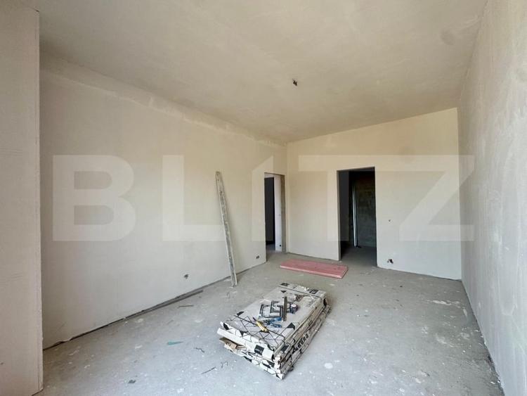 Penthouse cu 3 camere decomandat în Florești