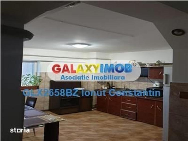 Apartament cu 4 camere decomandat în Unirii Sud