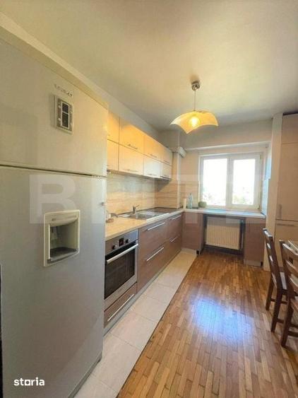 Apartament cu 3 camere decomandat în Central