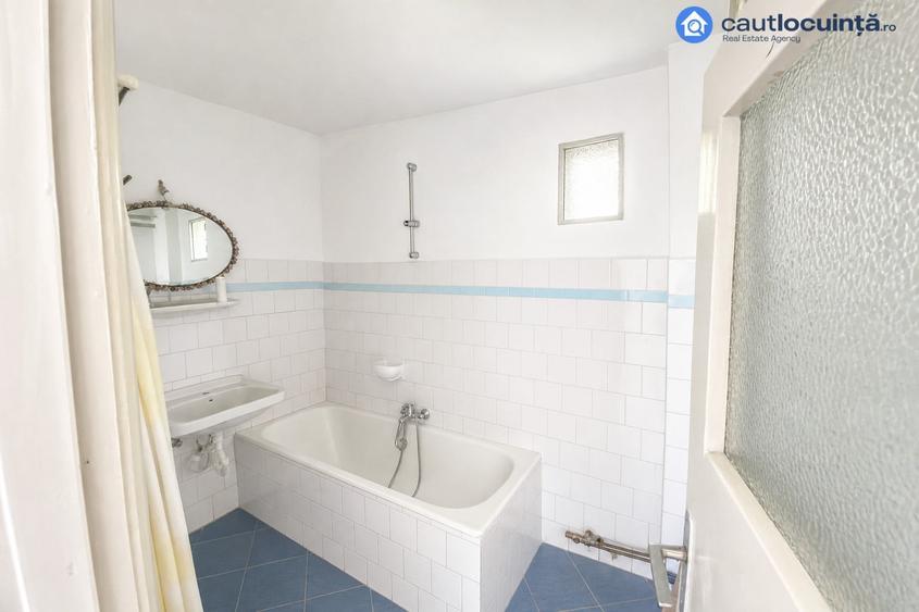Teren de 900 mp, în Giulești Sârbi