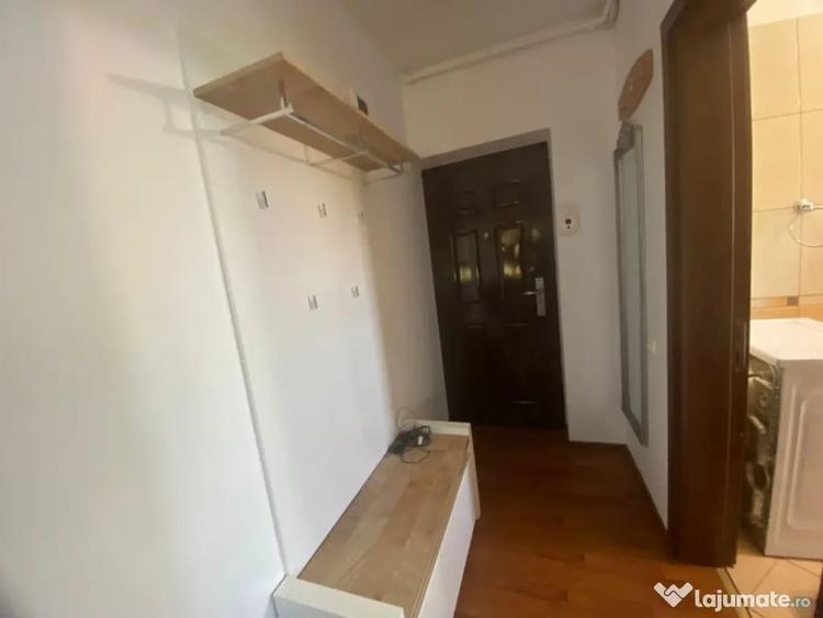 Apartament cu 2 camere decomandat în Ștrand