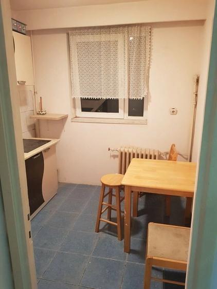 Apartament cu 2 camere decomandat în Complex Studențesc