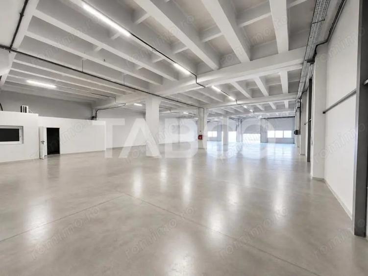 Spațiu comercial, de 6,917 mp, în Central