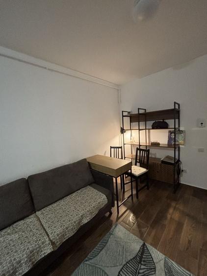 Apartament cu 2 camere în Apărătorii Patriei