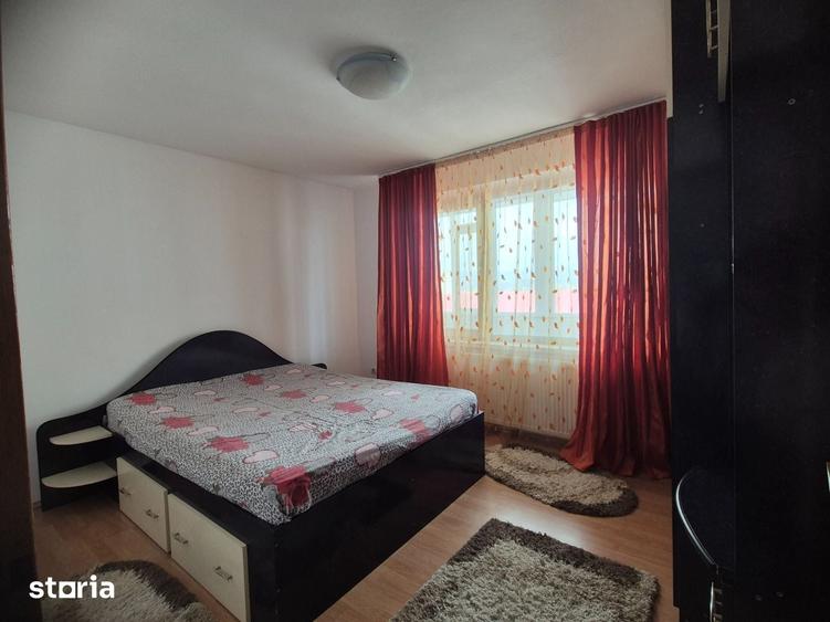 Apartament cu 2 camere semidecomandat în Republicii