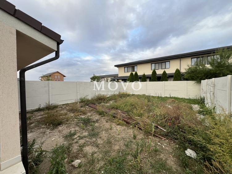Duplex cu 5 camere cu Canalizare în Chișoda