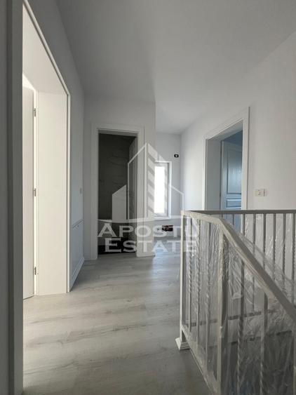 Duplex cu 3 camere cu Canalizare în Sânandrei