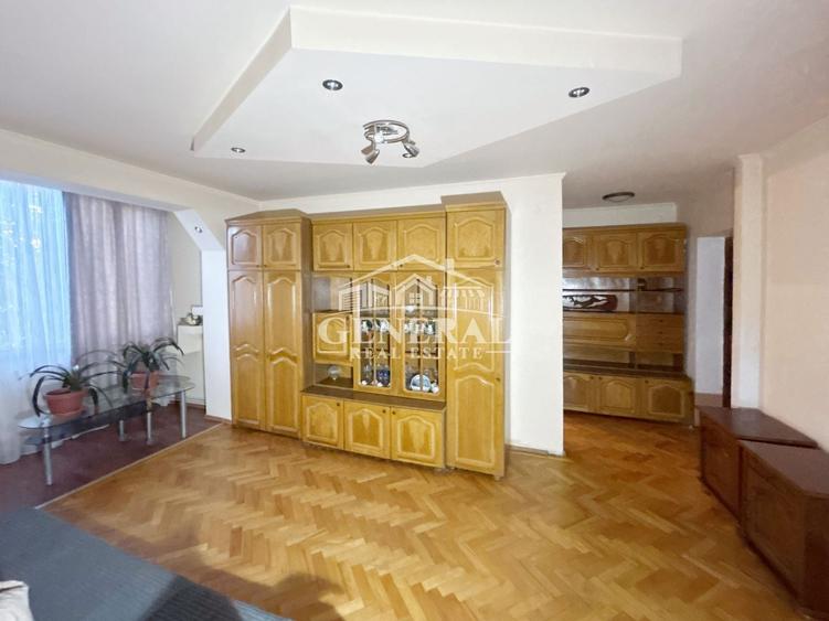 Apartament cu 2 camere în Independenței