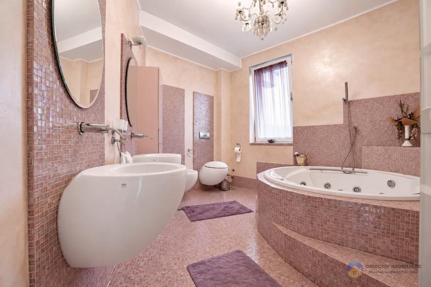 Casă individuală cu 6 camere cu Canalizare în Alexandru cel Bun