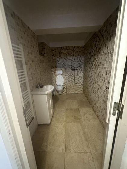 Casă cu 2 camere cu Teren 475 Mp în Sânpetru