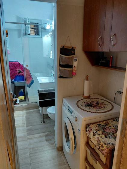Apartament cu 2 camere semidecomandat în Trivale