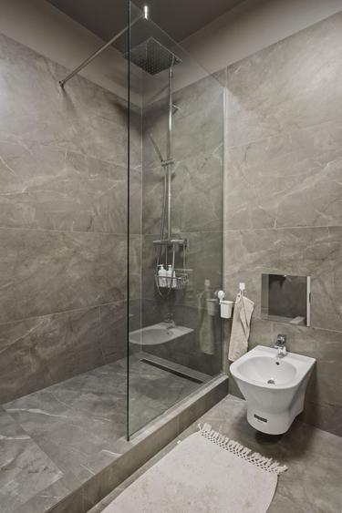 For Rent Panoramic Signature: Penthouse in Floreasca's Prime Waterfront - 13