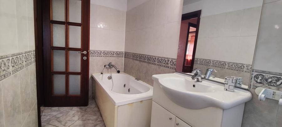 Casă individuală cu 2 camere cu Canalizare în Fundeni