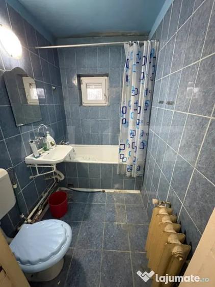 Apartament cu 2 camere decomandat în Dâmbu Pietros