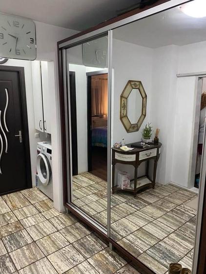 Apartament cu 2 camere decomandat în Obcini