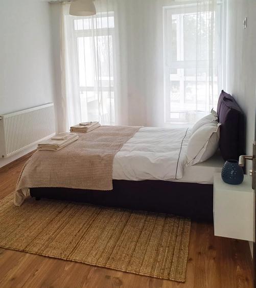 Apartament cu 3 camere decomandat în Drumul Carului