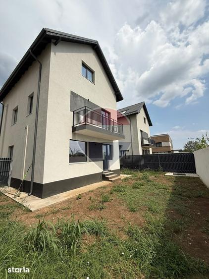 Casă cu 5 camere cu Teren 300 Mp în Central
