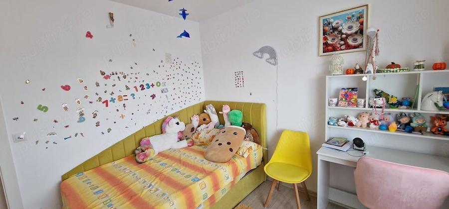 Apartament cu 3 camere decomandat în Cantacuzino