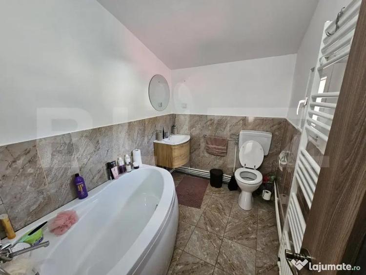CASA SUPERBA CU 5 CAMERE, 168 MP, IN ?OIMU? LA 15 MINUTE - 14