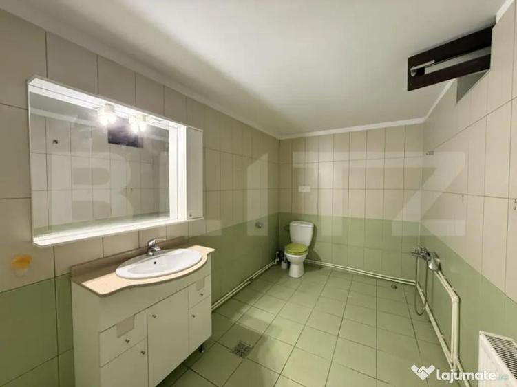 Spațiu comercial, de 225 mp, în 1 Mai