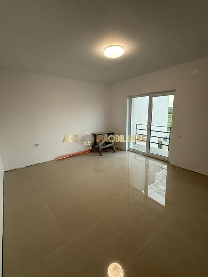 Duplex cu 5 camere cu Teren 250 Mp în Berceni
